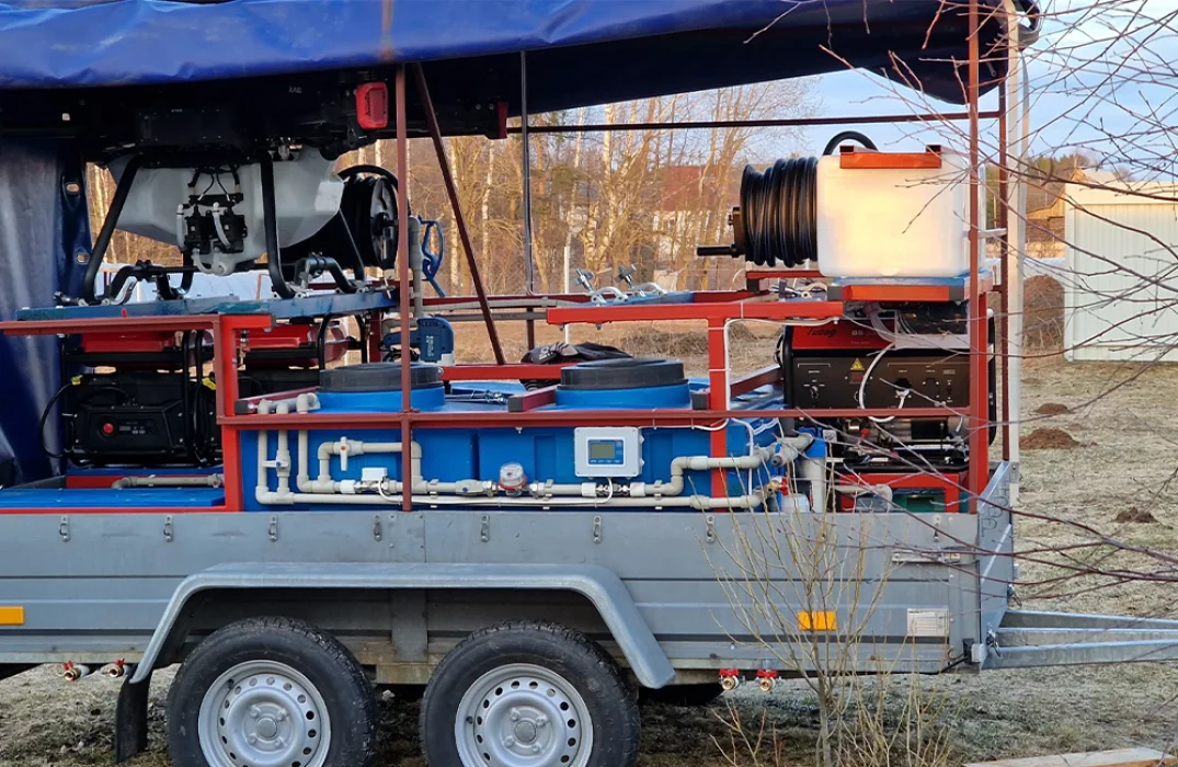 3 smesitel'no-zaryadnykh stantsiy